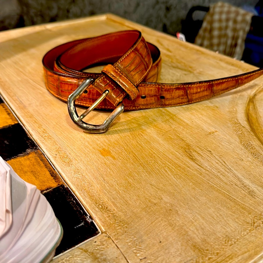 Trafalgar brown crocodile belt made in Italy